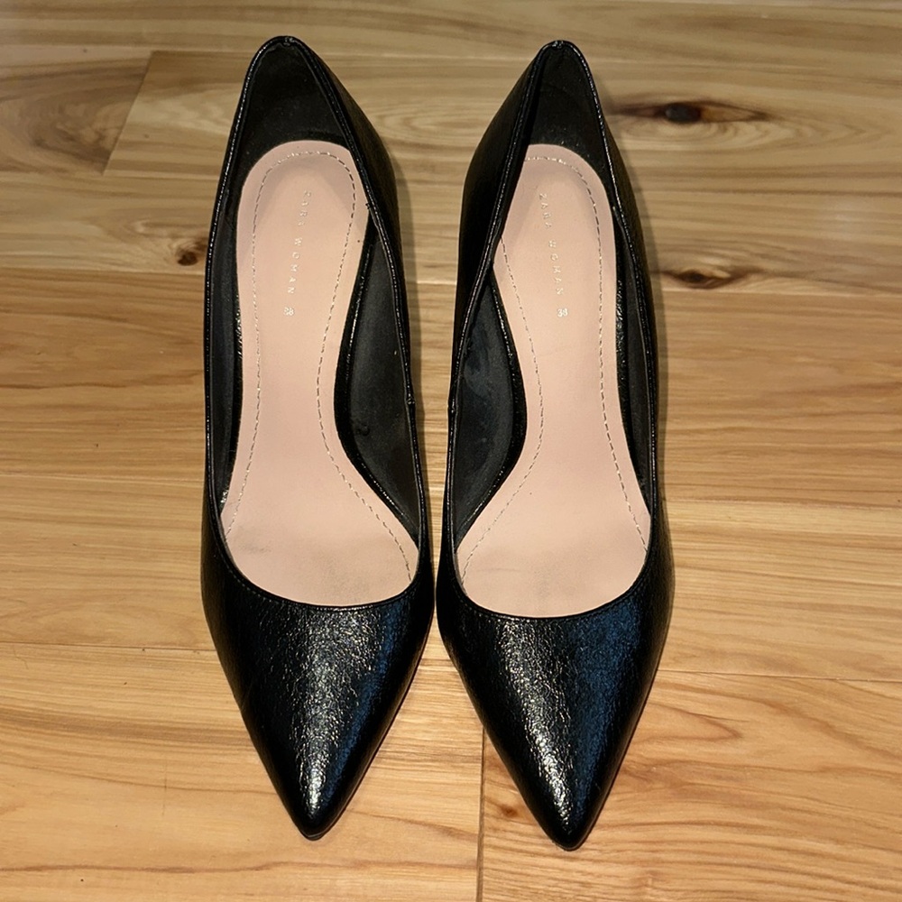 Zara Black stiletto Pumps 38